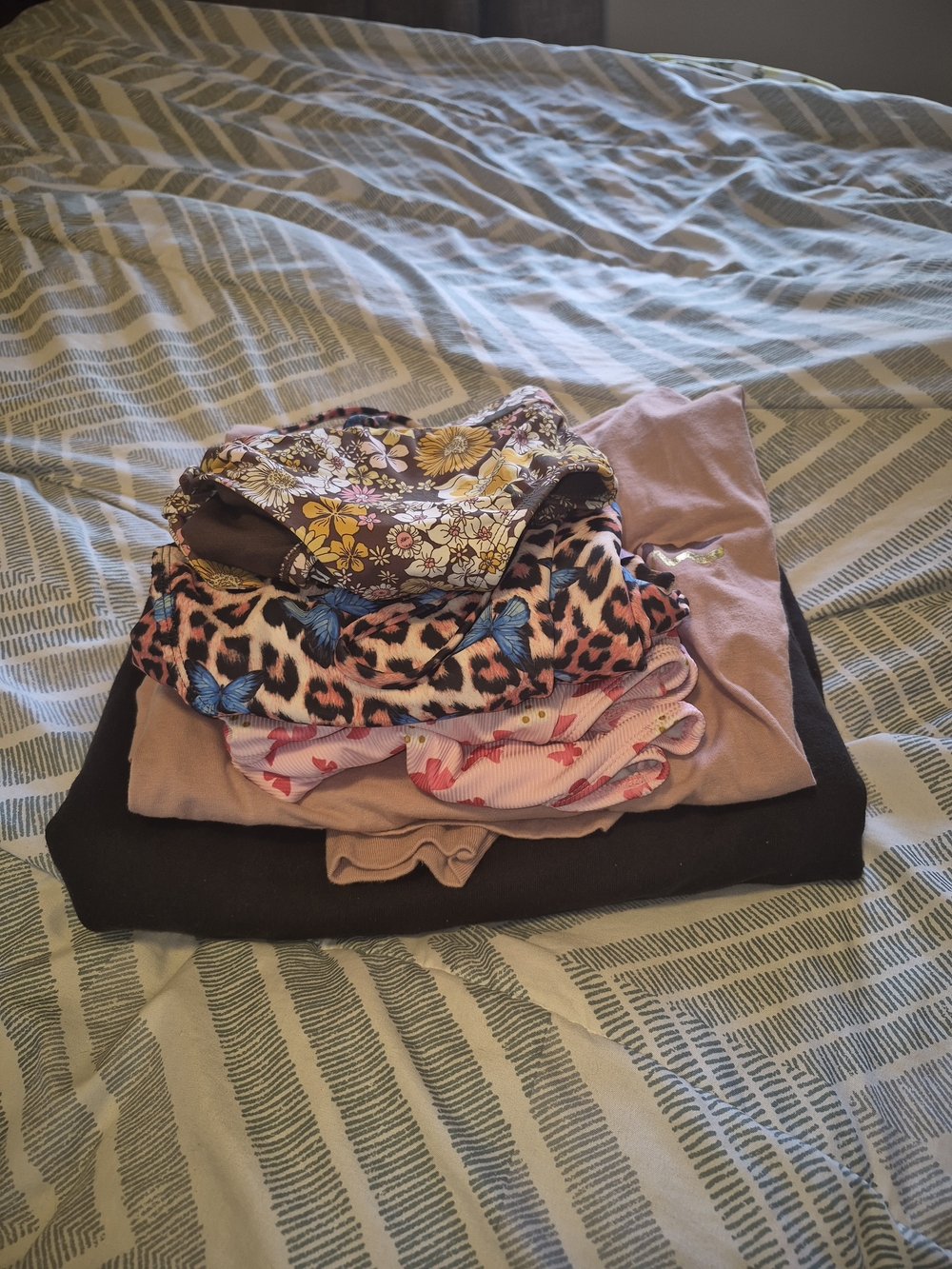 Size XXL Clothes Bundle